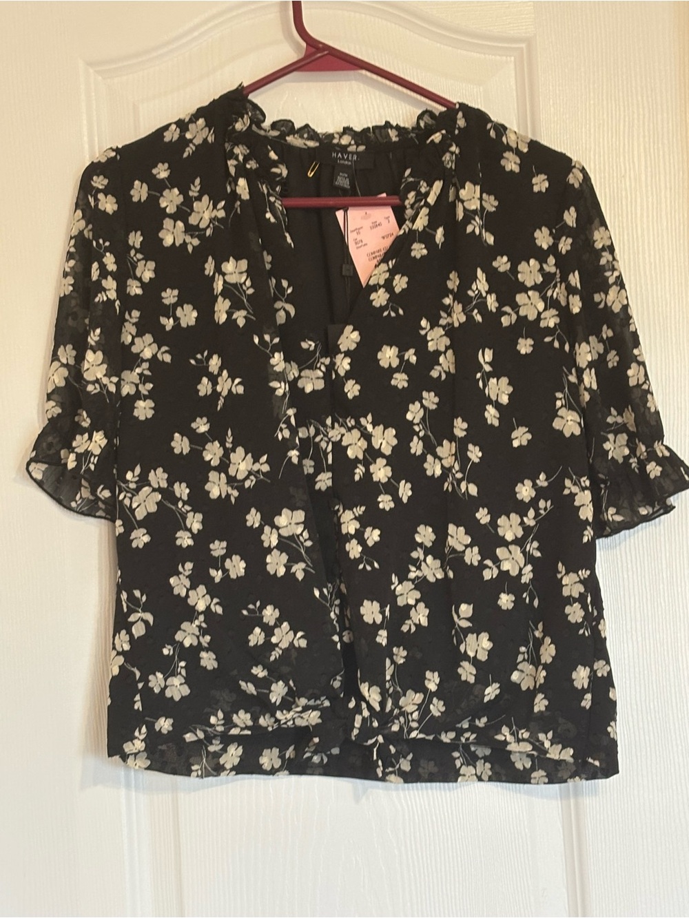 Haver London Black Floral Ruffle-Neck Flutter Sleeve Blouse